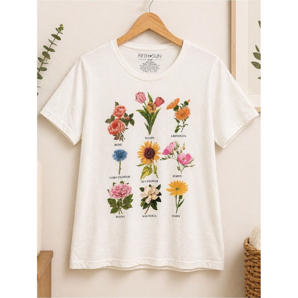 Fifth Sun Size Large Floral Tee Shirt Top